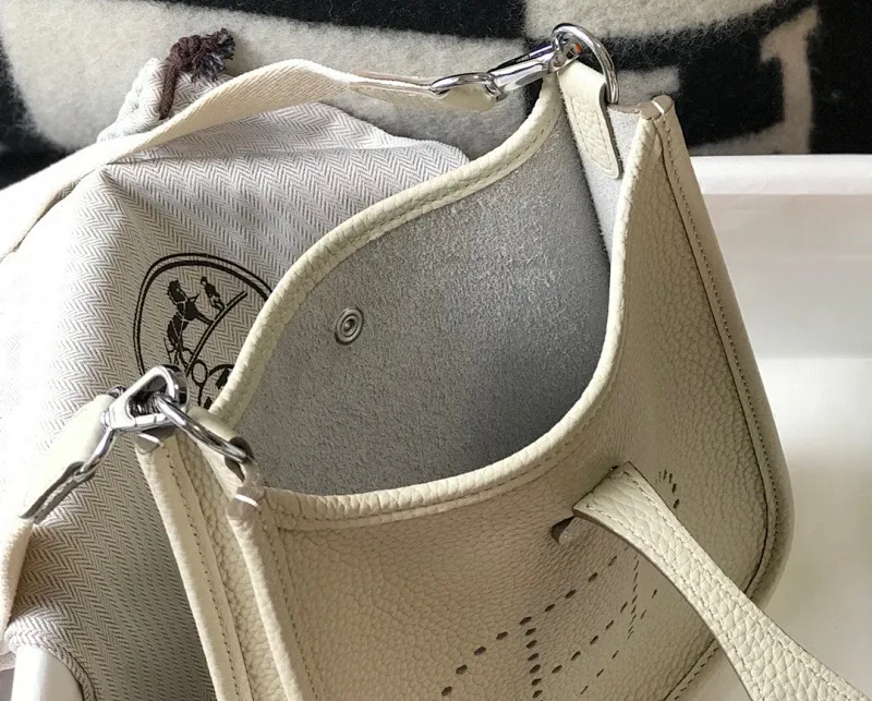 All categories Hermès women's bags (Hermès) Hermès 3017