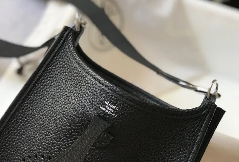All categories Hermès women's bags (Hermès) Hermès 3017