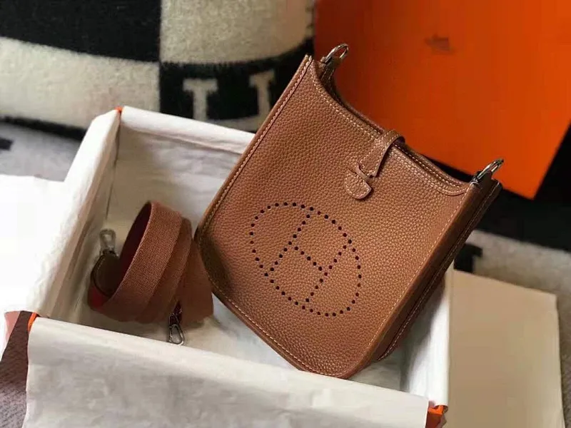 All categories Hermès women's bags (Hermès) Hermès 3017
