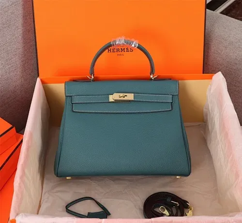 All Categories Official Website "Brand Women's Bags" Women's Bags 💙 Hermes 2022 Official New Hermes Kelly Original Princess Bag Original Calfskin Outside Sheepskin Goat Pattern Wholesale Small Size 58002700 Medium Size 58002900 Large Size 58003200 High Quality Size: Small 25CM Medium 28CM