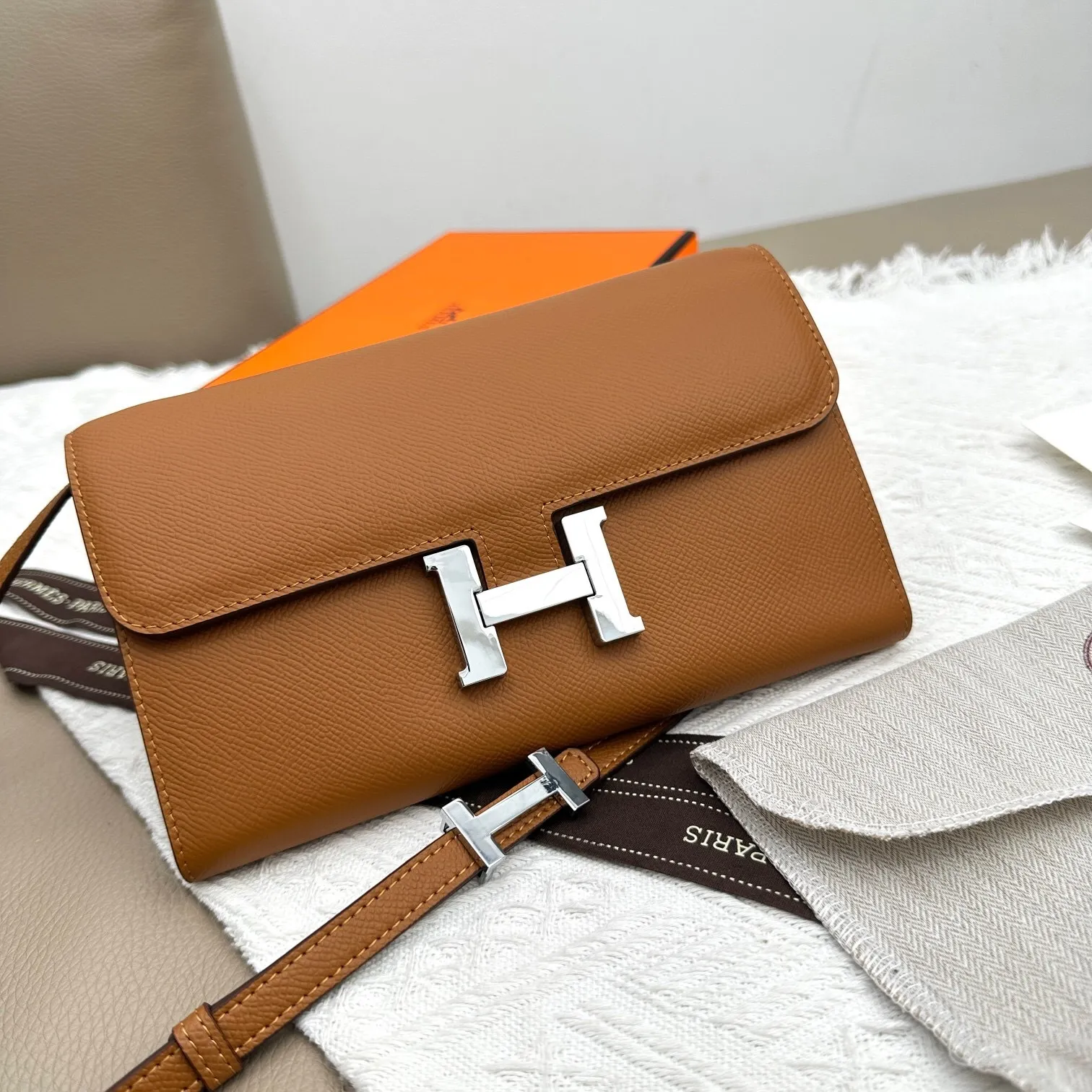 All Categories Official Website "Brand Women's Bags" Women's Bags 💙 Hermes 2025 New Hermes Crossbody Bag