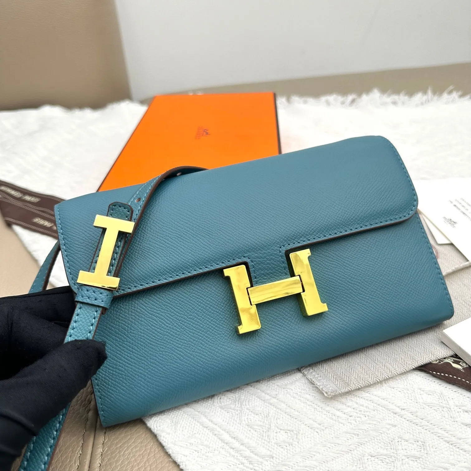 All Categories Official Website "Brand Women's Bags" Women's Bags 💙 Hermes 2025 New Hermes Crossbody Bag