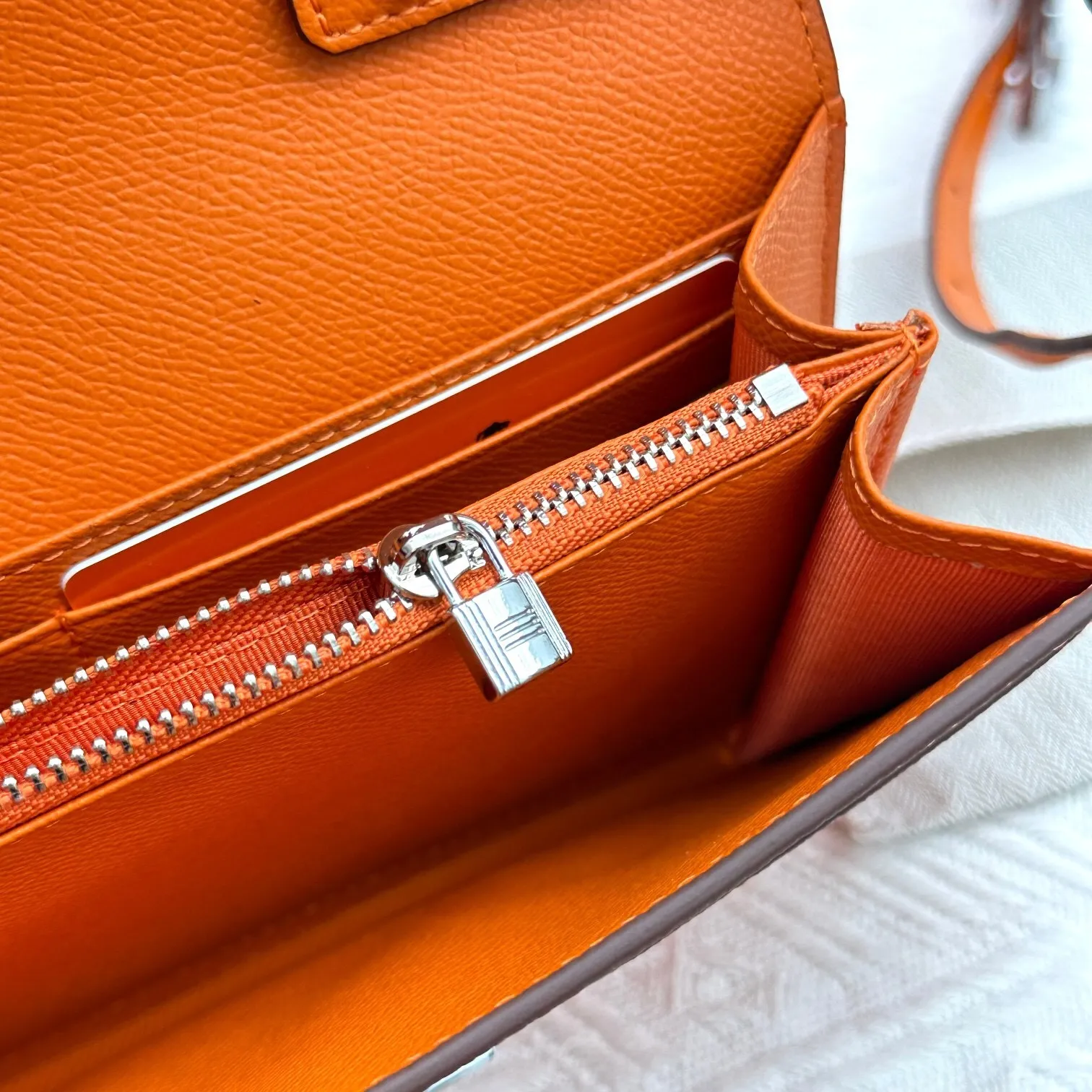 All Categories Official Website "Brand Women's Bags" Women's Bags 💙 Hermes 2025 New Hermes Crossbody Bag