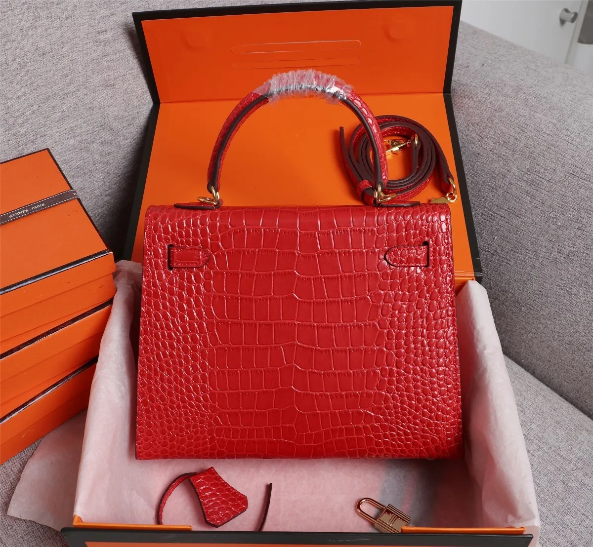 All Categories Official Website "Brand Women's Bags" Women's Bags 💙 Hermes 2022 Official New Hermès Handbag Kelly Crocodile Pattern First Layer Calfskin Wholesale 58003000 High Quality Size: 25-9-18CM