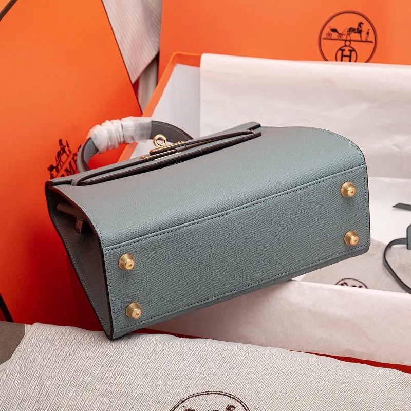 All Categories Official Website "Brand Women's Bags" Women's Bags 💙 Hermes 2022 Official New Hermès Women's Hand-Crossbody Two-Purpose Bag Wholesale Cowhide Palm Print Large Size 58002500 Small Size 58002300 High Quality Size: Large Size 28-22-10CM Small Size 25-17-7CM