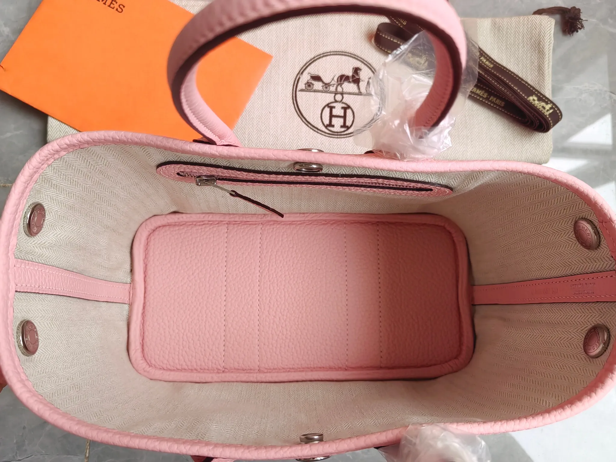 All Categories Official Website "Brand Women's Bags" Women's Bags 💙 Hermes 2026 New Hermes Portable Shoulder Bag
