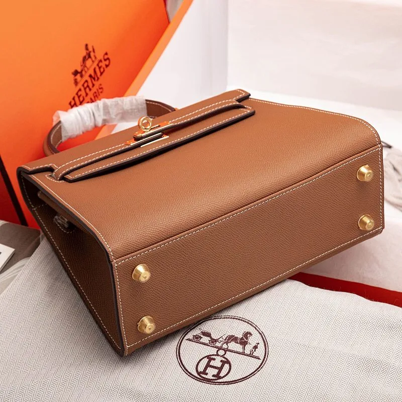 All Categories Official Website "Brand Women's Bags" Women's Bags 💙 Hermes 2022 Official New Hermès Women's Hand-Crossbody Two-Purpose Bag Wholesale Cowhide Palm Print Large Size 58002500 Small Size 58002300 High Quality Size: Large Size 28-22-10CM Small Size 25-17-7CM