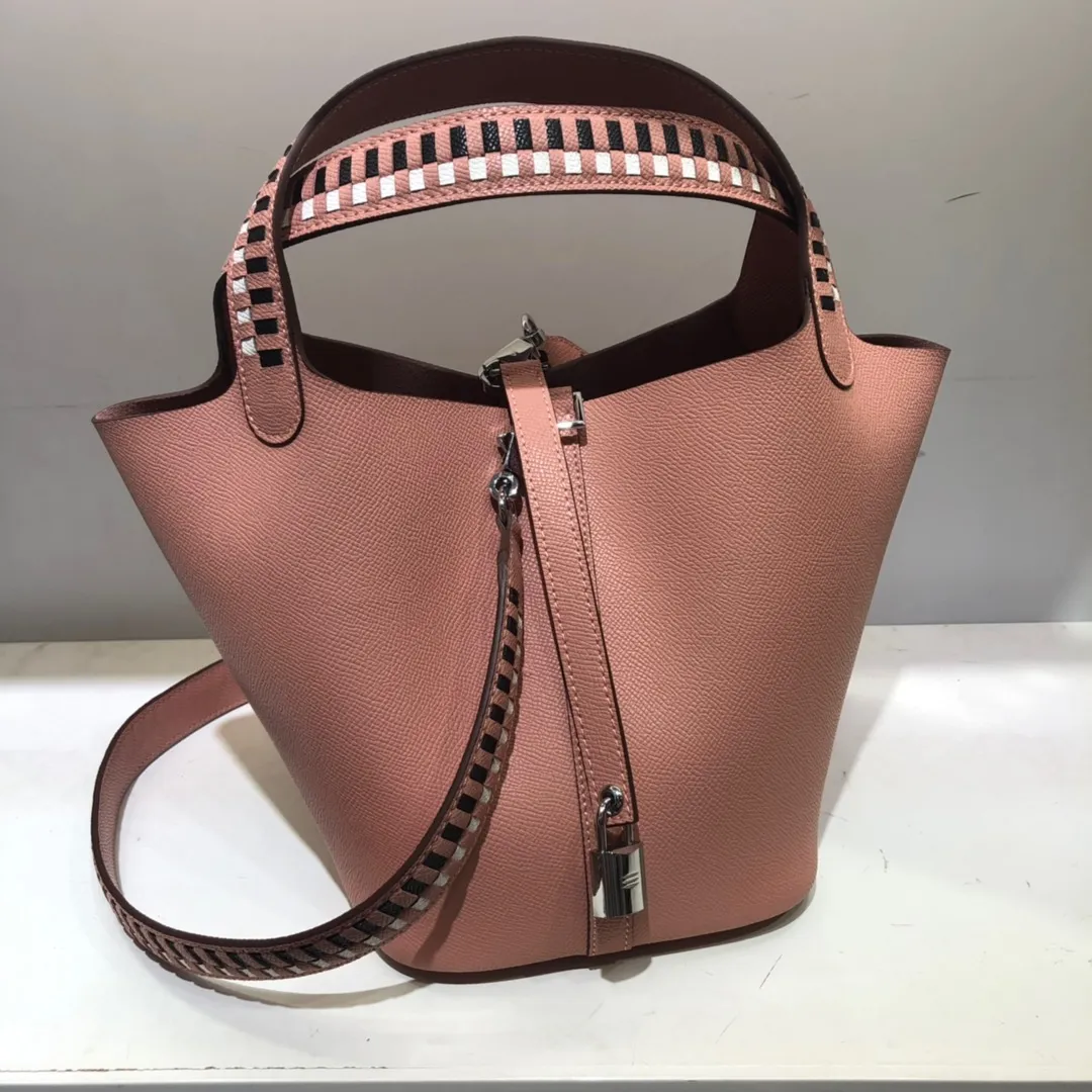 Running price💰760👉Hermes Epsom palm print vegetable basket color block braided wrist 🌺top calfskin original leather😈 size 20/20/16