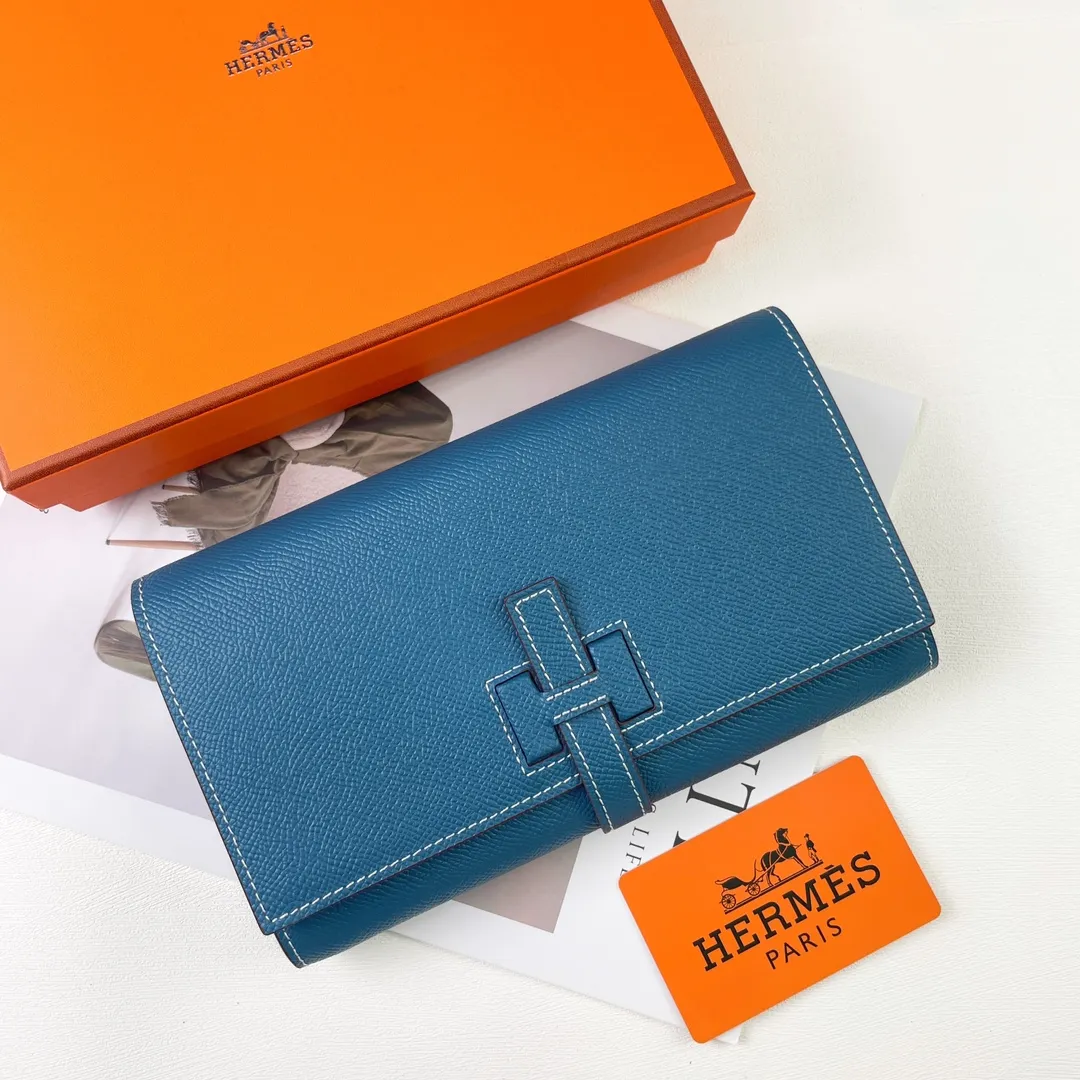 HERMES official website new model 💰300 New H Passant Toutenmainte Epsom calfskin long wallet Model: 951 palm print - Sheath "H passant" opening and closing - Zipper coin purse - Pocket with original OEM code inside - Can store passport or large-size mobile phone Metal texture: palladium plated Dimensions: length 20.8 × width 12.4 × thickness 2.7 cm