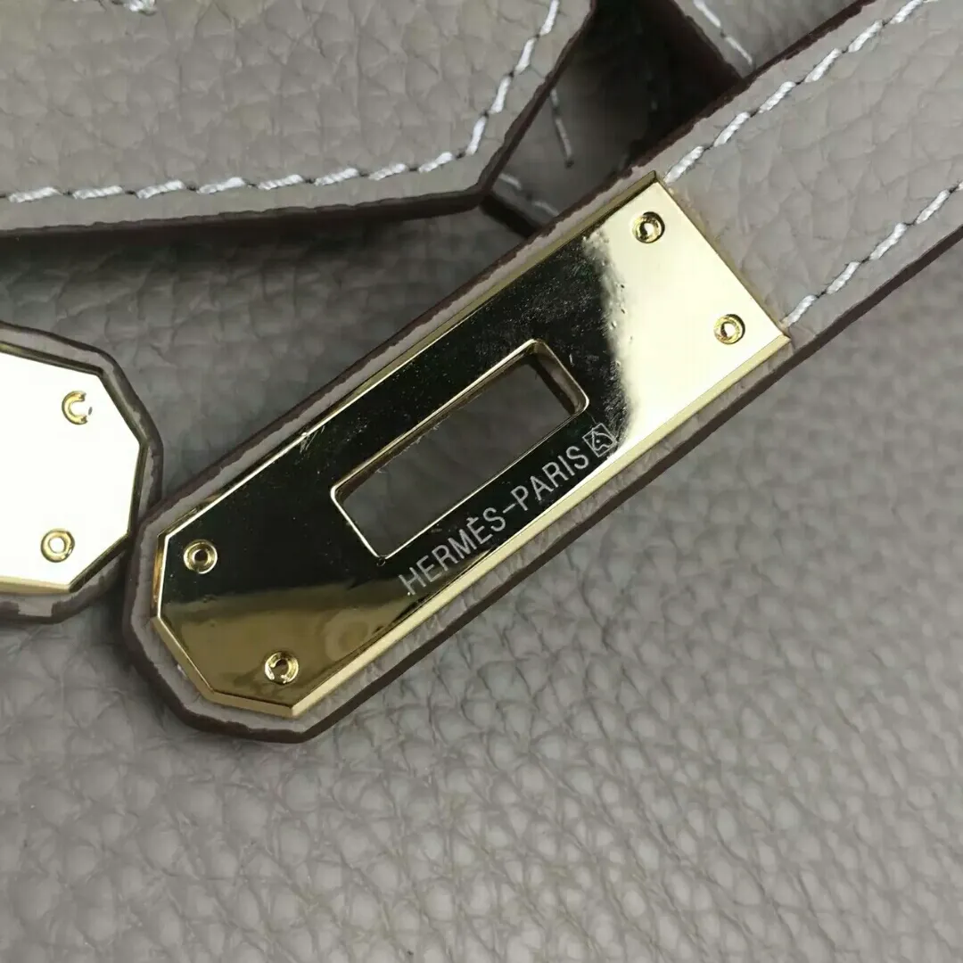 Batch: Small 600💰, Medium 680💰, Large 700💰, 💥Hermes/Hermes💥Official classic production💋Birkin bag💋Original quality coming👉Using imported pebbled cowhide leather👑 Equipped with pure 24k hardware💎Excellent workmanship👏👏Legendary slow work and careful work💓Real pictures💓There is no best, only better [smile], size: large 35-26-18, medium 30-22-16, small 25-20-14cm