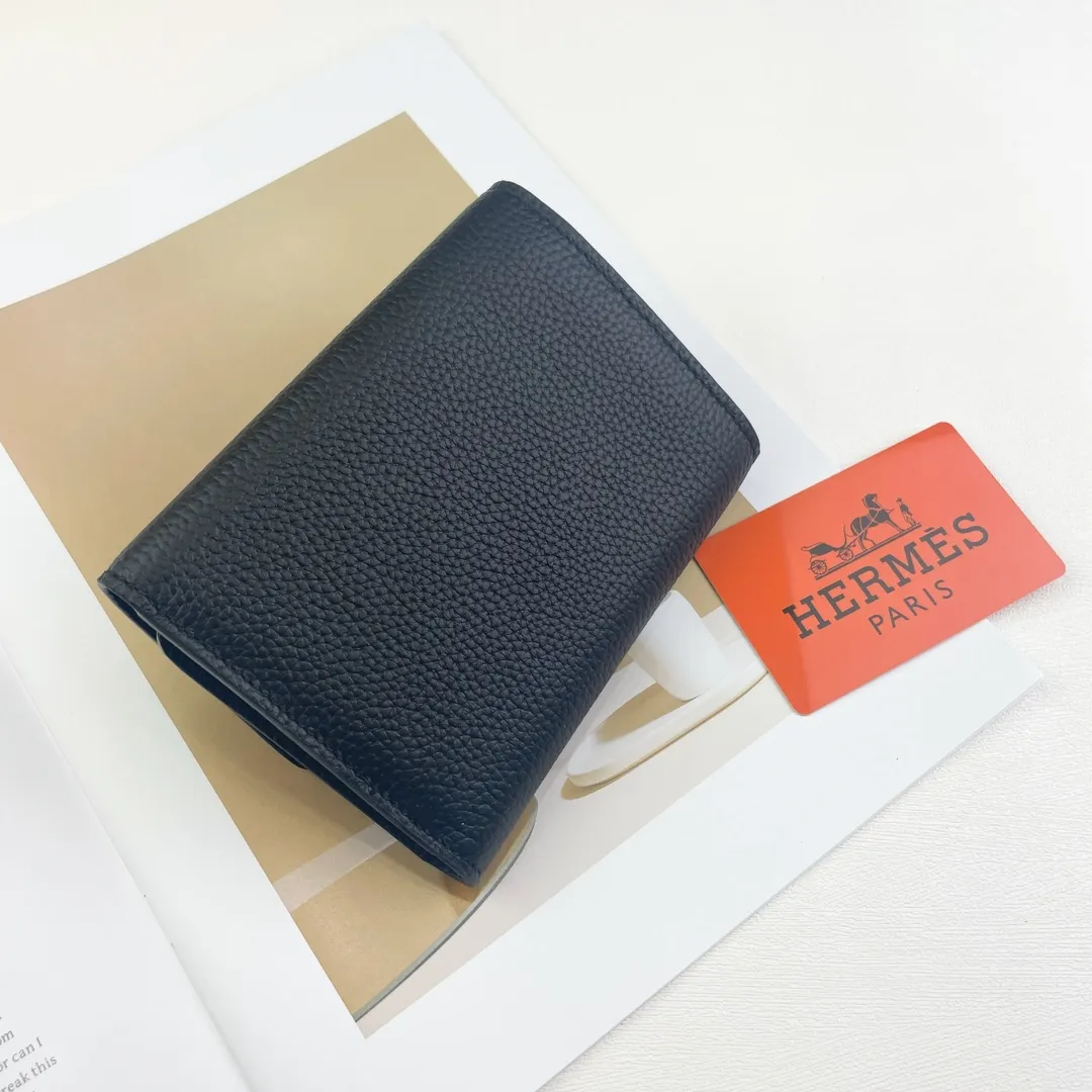 [Hermes new wallet]💰250 Model: H230 gold buckle Dimensions: length 13.5x width 10.5x thickness 2 cm Made of togo calfskin, equipped with 10 card slots, 1 banknote pocket, palladium-plated lock buckle, exquisite and perfect workmanship, original OEM code inside