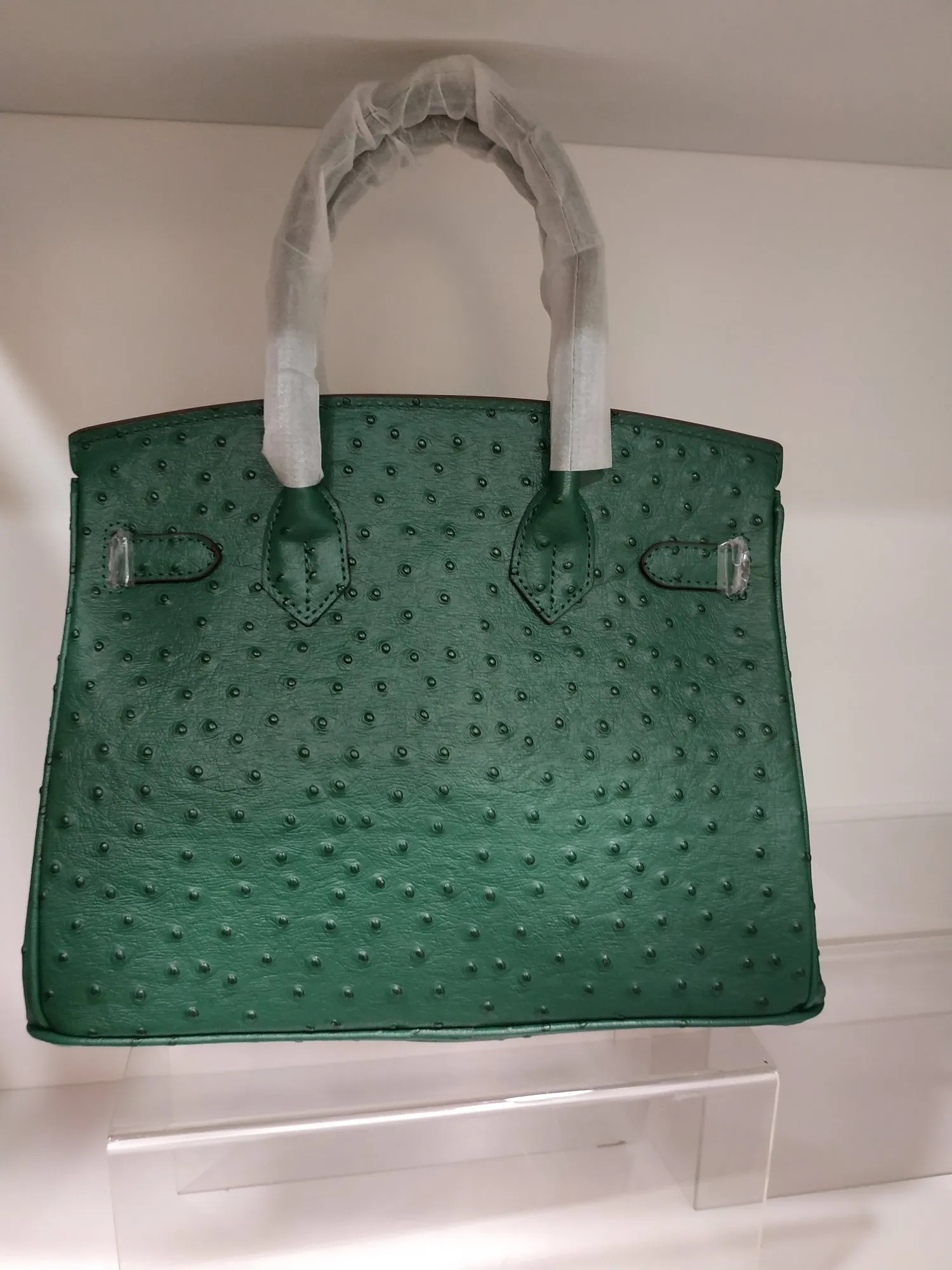 Factory release price: 720💰👏👏A hot product is here. 💃💃Hermes/Hermes👑Official classic production👑Platinum ostrich pattern👑Original quality imported ostrich pattern original first-layer cowhide, [] with pure 24k original hardware Size: 30*22*16cm [Sun] The workmanship is amazing; the legendary slow workmanship is meticulous and the real picture is taken 👉👉Note: Own factory, real picture