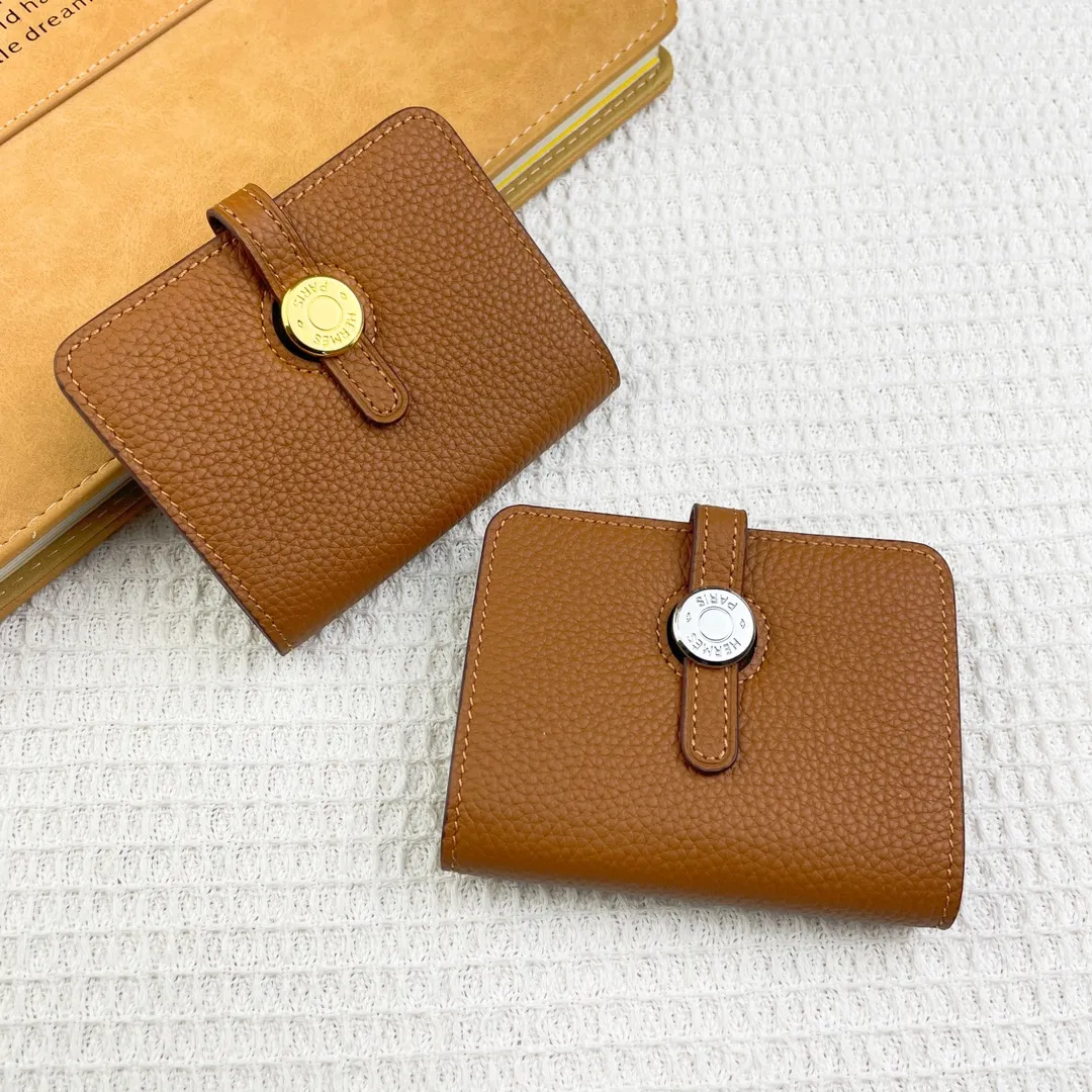 Hermes original Togo p180💰 Model: 0510 size: 11*10cm 🇫🇷Overseas🇫🇷Imported Togo cowhide, soft and comfortable to the touch. Counter version, original replica with hardware, exquisite and elegant, oil edges are straight and smooth🎈Exquisite convenient card holder