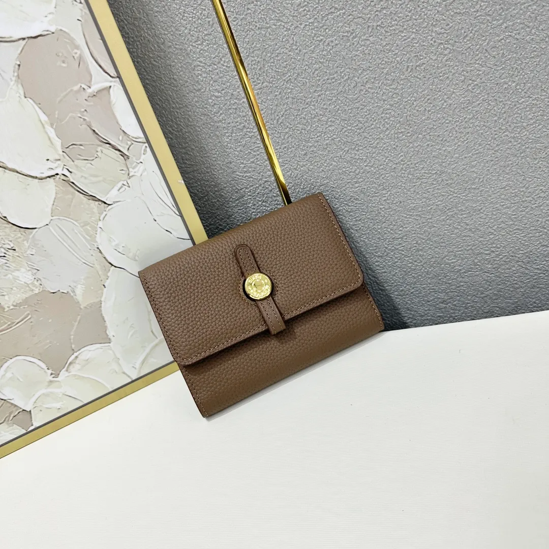 [Hermes new wallet]💰250 Model: H230 gold buckle Dimensions: length 13.5x width 10.5x thickness 2 cm Made of togo calfskin, equipped with 10 card slots, 1 banknote pocket, palladium-plated lock buckle, exquisite and perfect workmanship, original OEM code inside