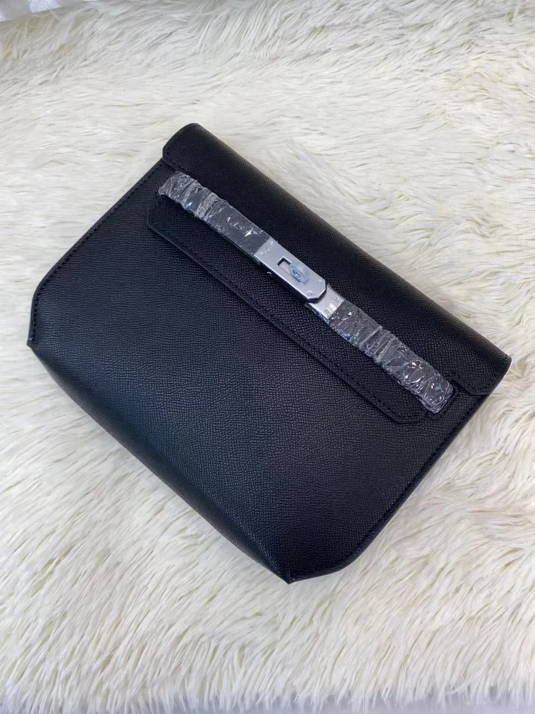 640💰New product: Hermès retro style Kelly with three shoulder straps, multi-purpose, very versatile, can be hung diagonally under the arm with palm print leather, 25-18-4