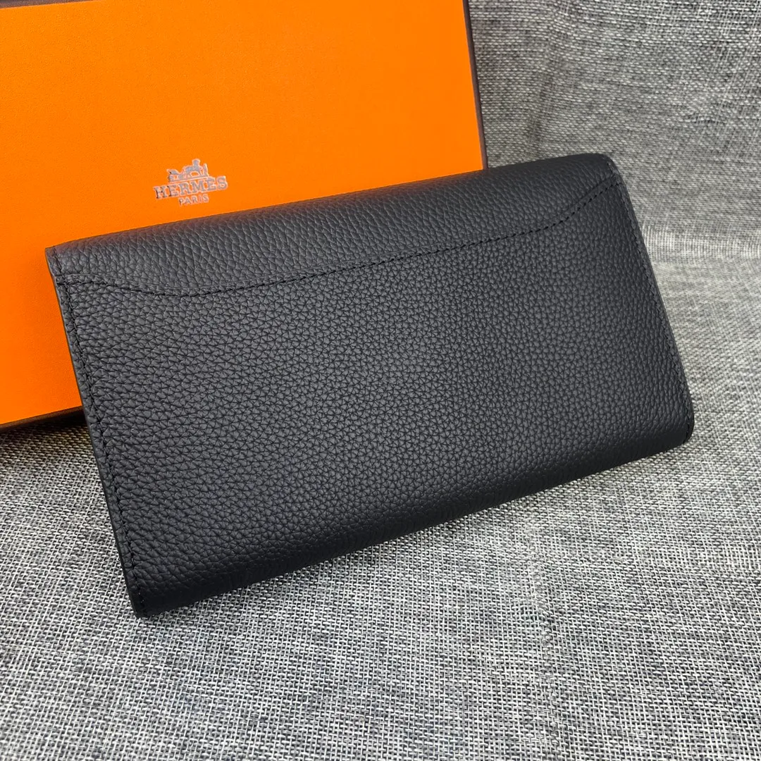 Hermes Constance p270💰 Hermes model: 539 silver buckle togo leather size: 22*11cm 🇫🇷Overseas🇫🇷Imported Togo cowhide, soft and comfortable to the touch. The original replica is matched with gold hardware and has the original OEM code inside. It is exquisite and elegant, and the oil edges are straight and smooth🎈There are two large note slots, a zipper pocket, and 12 card slots inside🚚