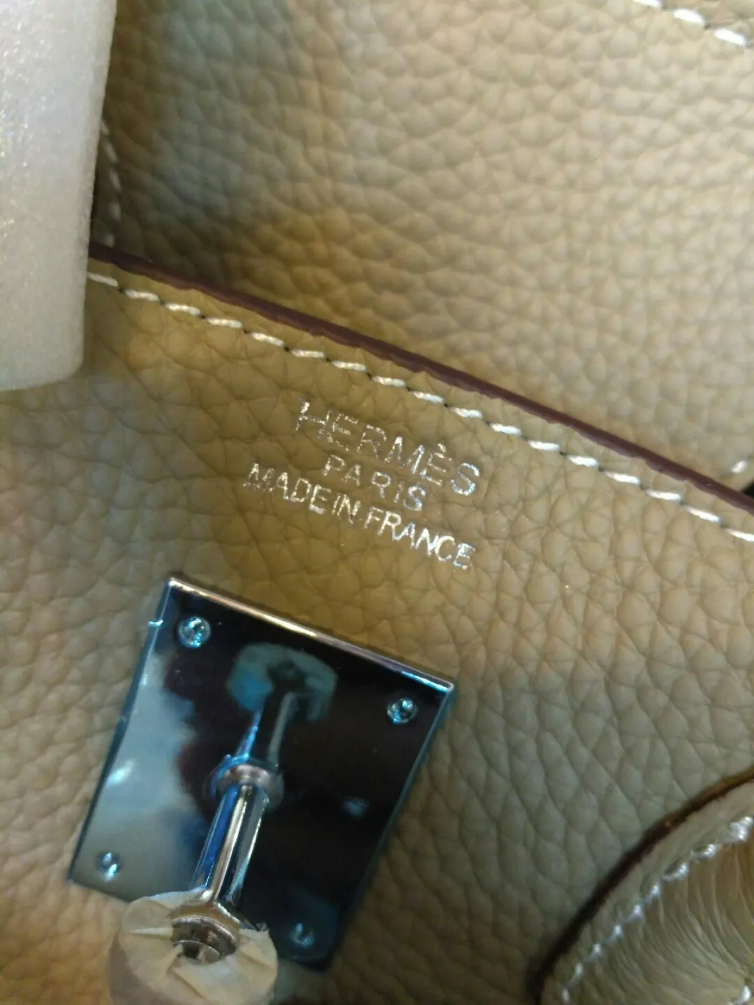 700💰, silver buckle, 💥Hermes/Hermes💥Official classic production💋Birkin bag💋Original quality coming👉Made of imported pebbled cowhide leather👑With pure 24k hardware💎Excellent workmanship👏👏Legendary slow work and meticulous work💓Real pictures💓There is no best, only better! Size 30-22-16cm