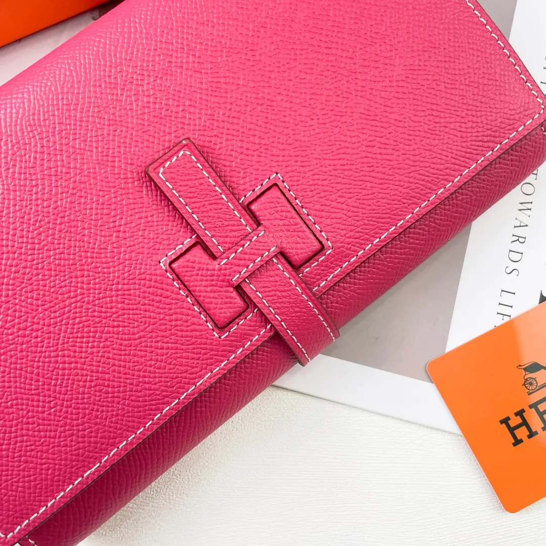 HERMES official website new model 💰300 New H Passant Toutenmainte Epsom calfskin long wallet Model: 951 palm print - Sheath "H passant" opening and closing - Zipper coin purse - Pocket with original OEM code inside - Can store passport or large-size mobile phone Metal texture: palladium plated Dimensions: length 20.8 × width 12.4 × thickness 2.7 cm
