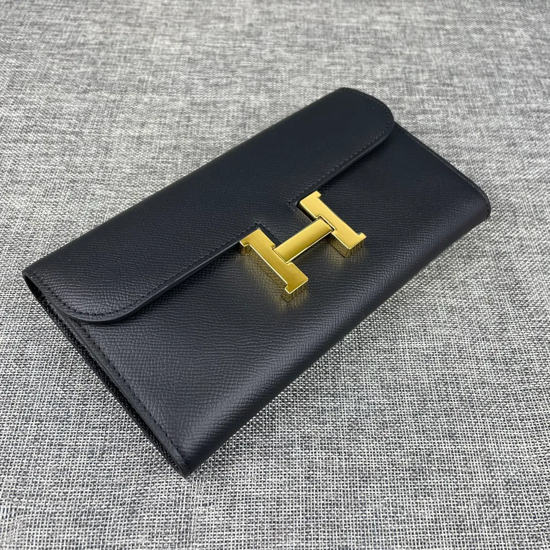 Hermes Constance Original Order p290💰 Model: 539 Palm Pattern Gold Buckle Size: 22*11cm Hermes🇫🇷Overseas🇫🇷Imported cowhide, soft and comfortable to the touch. Counter version, OEM code inside, original replica with gold hardware, exquisite and elegant, oil edge is straight and smooth🎈There are two large note slots, a zipper pocket, and 12 card slots🚚