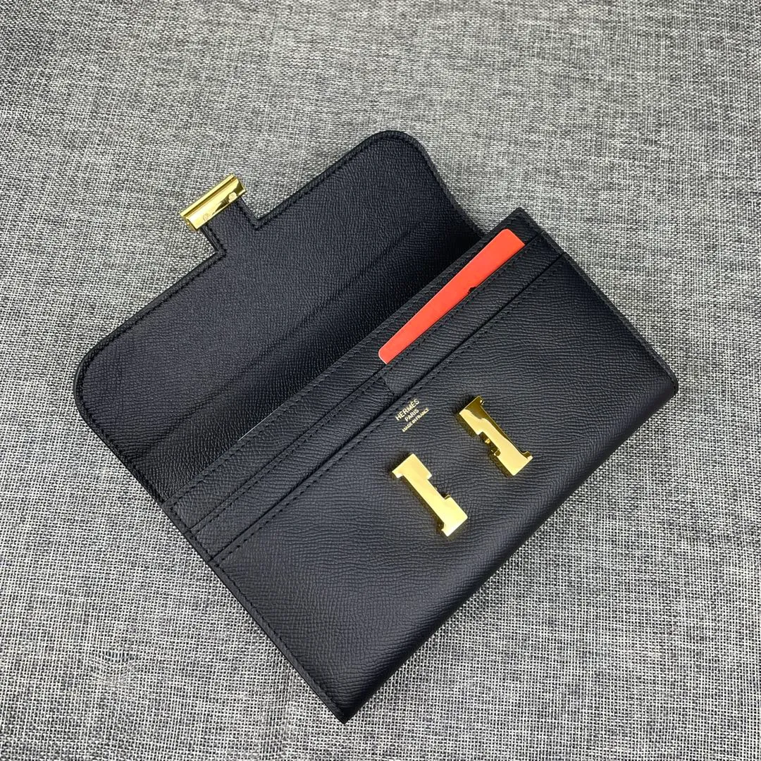Hermes Constance Original Order p290💰 Model: 539 Palm Pattern Gold Buckle Size: 22*11cm Hermes🇫🇷Overseas🇫🇷Imported cowhide, soft and comfortable to the touch. Counter version, OEM code inside, original replica with gold hardware, exquisite and elegant, oil edge is straight and smooth🎈There are two large note slots, a zipper pocket, and 12 card slots🚚