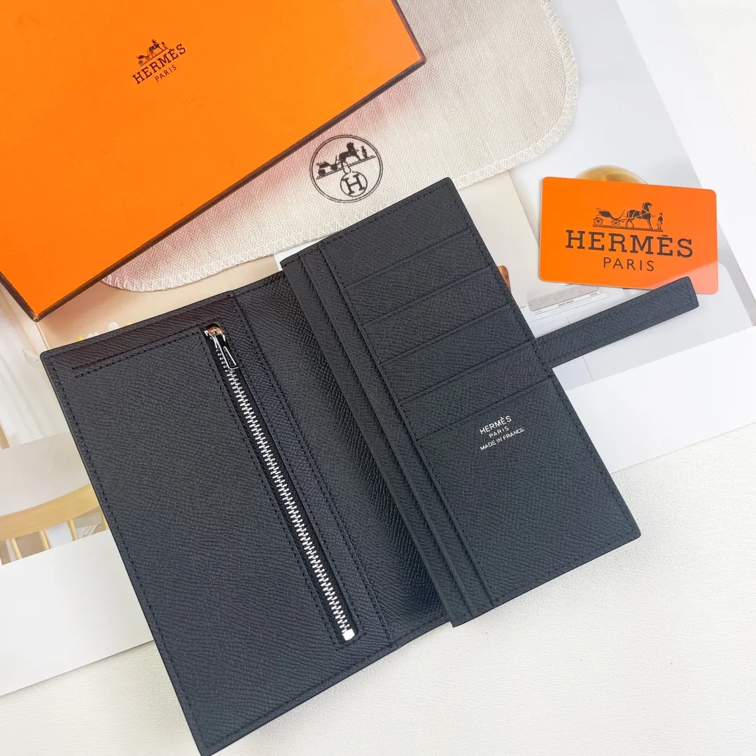 HERMES new model 💰280 New H Passant Toutenmainte Epsom calfskin long wallet Model: 953 - Sheath "H passant" opening and closing - Zippered coin purse - Pocket with original OEM code inside - Metal texture: palladium plated Dimensions: Length 17.5 × Width 9 cm