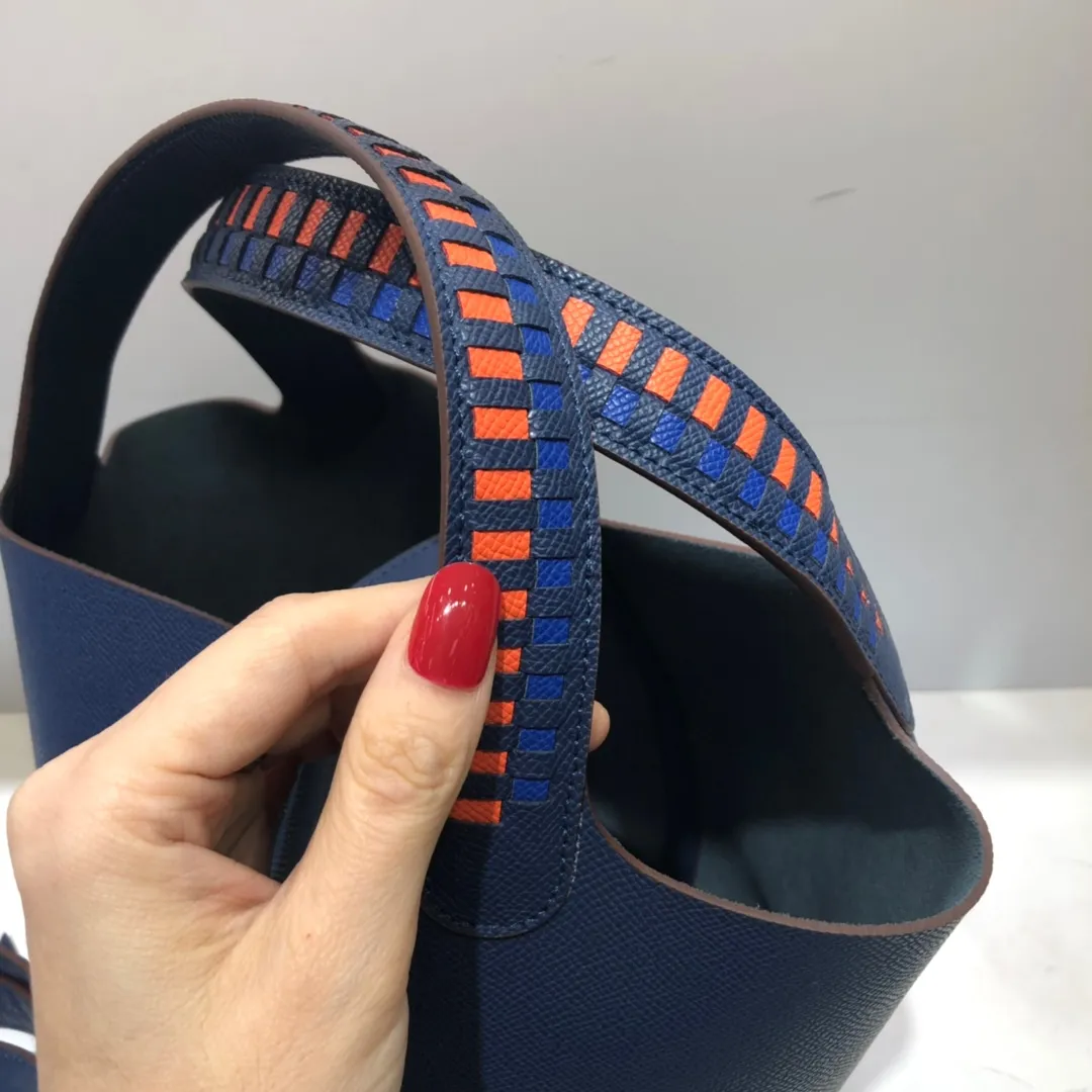 Running price💰760👉Hermes Epsom palm print vegetable basket color block braided wrist 🌺top calfskin original leather😈 size 20/20/16