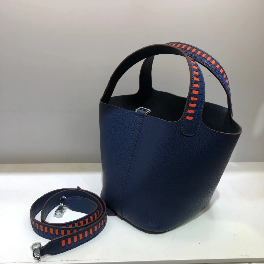Running price💰760👉Hermes Epsom palm print vegetable basket color block braided wrist 🌺top calfskin original leather😈 size 20/20/16