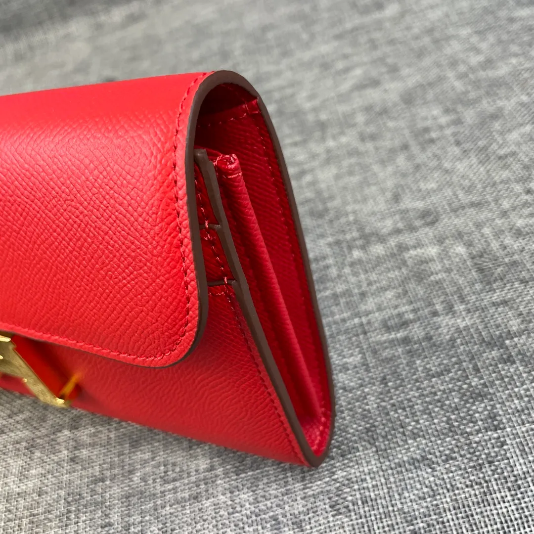 Hermes Constance Original Order p290💰 Model: 539 Palm Pattern Gold Buckle Size: 22*11cm Hermes🇫🇷Overseas🇫🇷Imported cowhide, soft and comfortable to the touch. Counter version, OEM code inside, original replica with gold hardware, exquisite and elegant, oil edge is straight and smooth🎈There are two large note slots, a zipper pocket, and 12 card slots🚚