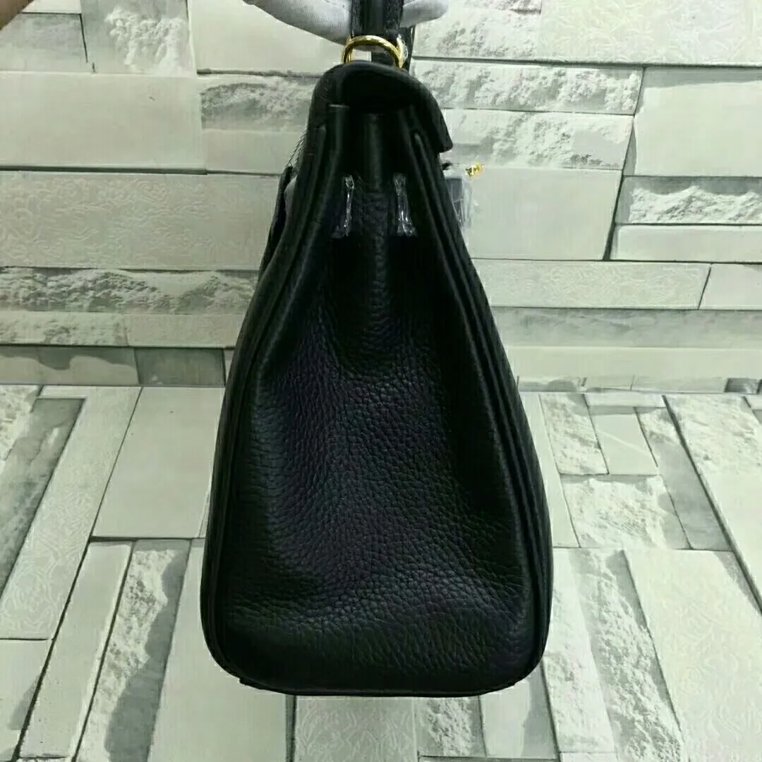 High quality 🅿️P600/P640/P680😀Classic models are sold every day🉐Hermès Kelly pebbled soft cowhide🐂Upgraded quality❤️Soft feel, fine workmanship, good-looking style, versatile all year round! Quality Guaranteed Taste ❗️ 3 sizes small 25cm; medium 28cm; large 32cm