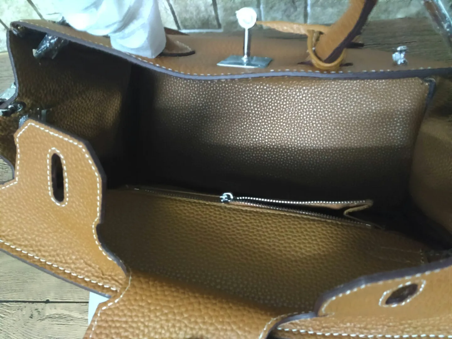 700💰, silver buckle, 💥Hermes/Hermes💥Official classic production💋Birkin bag💋Original quality coming👉Made of imported pebbled cowhide leather👑With pure 24k hardware💎Excellent workmanship👏👏Legendary slow work and meticulous work💓Real pictures💓There is no best, only better! Size 30-22-16cm