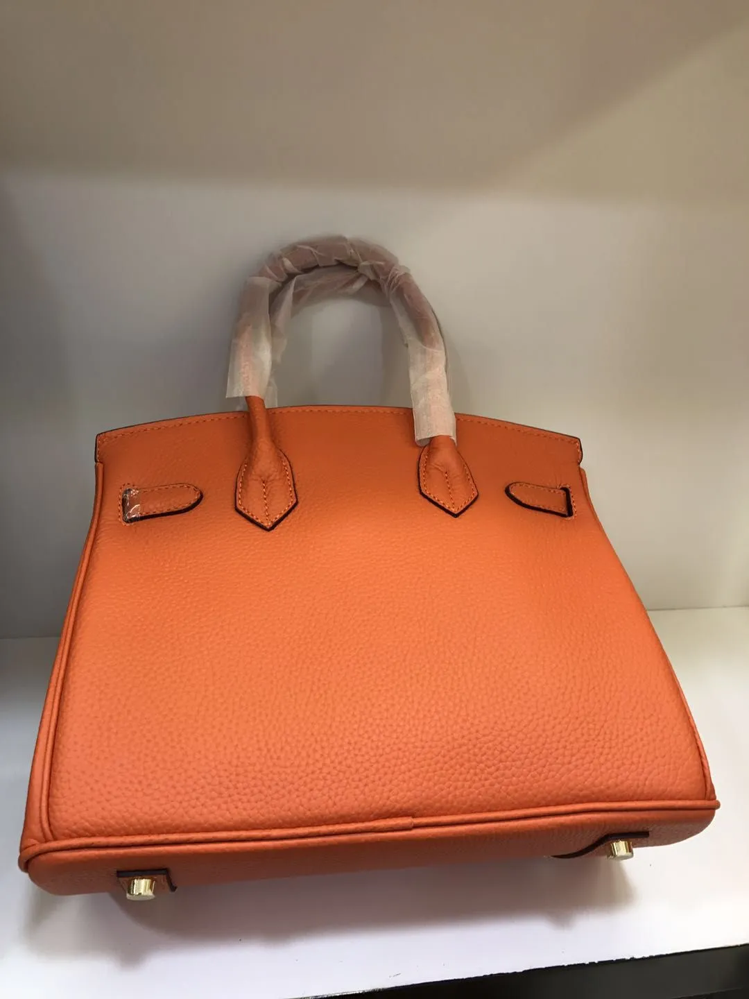 760💰,💥Hermès🐴🐴🏇🏇🚴🏻🚴🏻Horse carriage/Hermes💥Official classic production💋Birkin bag💋Original quality coming👉Using imported pebbled cowhide leather👑 Equipped with pure 24k hardware💎Excellent workmanship👏👏Legendary slow work and meticulous work💓Real pictures taken💓There is no best, only better [smile], size 30-22-16cm