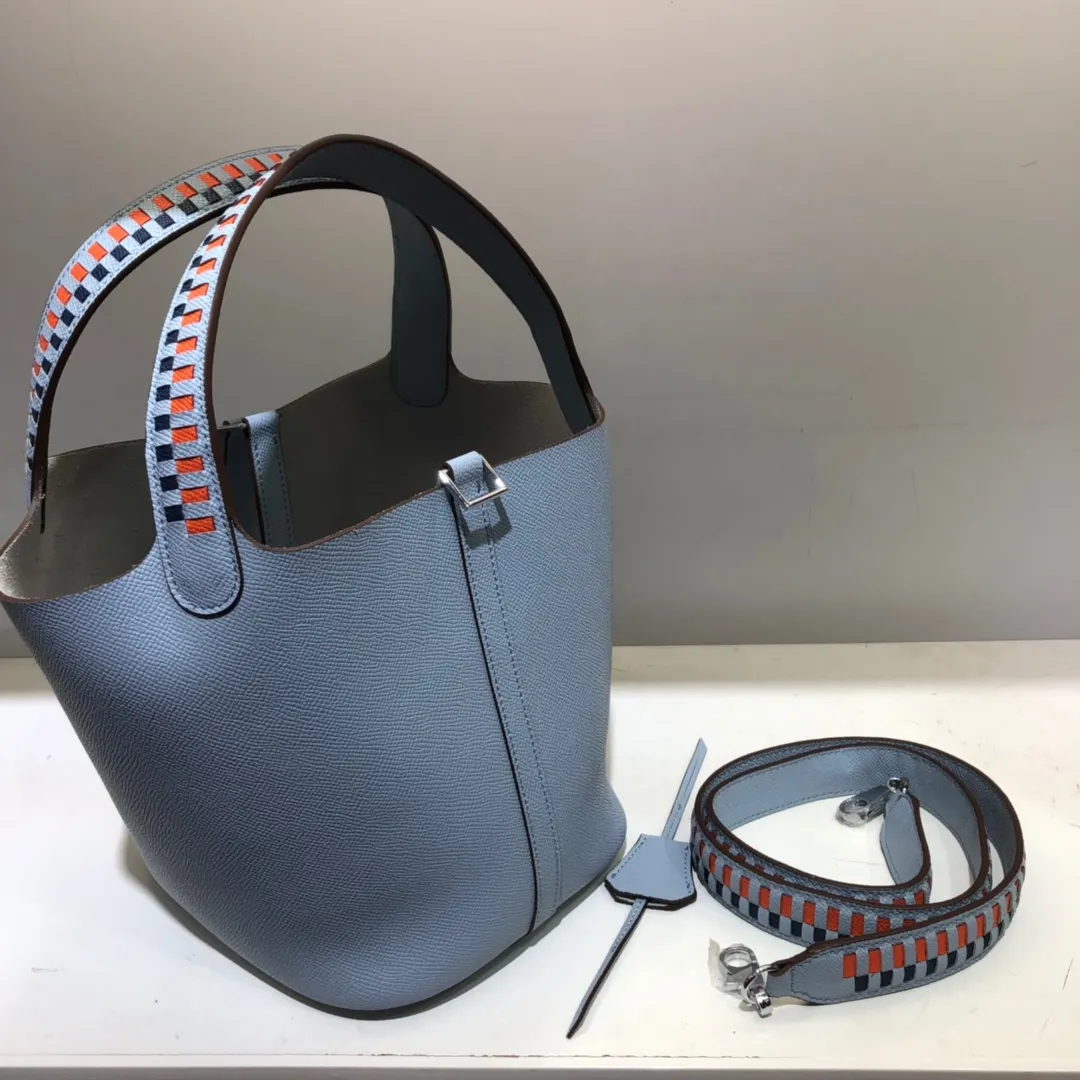 Running price💰760👉Hermes Epsom palm print vegetable basket color block braided wrist 🌺top calfskin original leather😈 size 20/20/16