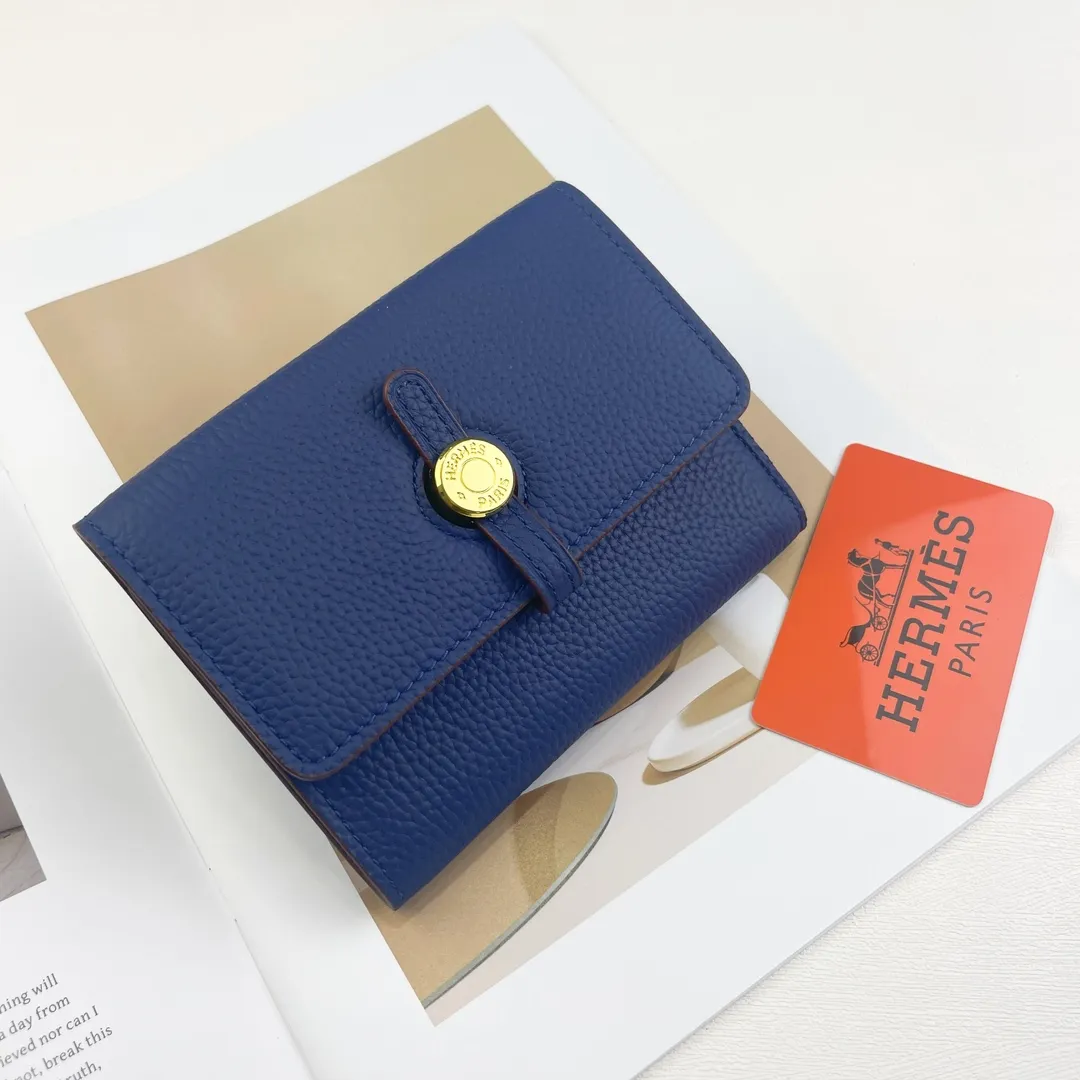[Hermes new wallet]💰250 Model: H230 gold buckle Dimensions: length 13.5x width 10.5x thickness 2 cm Made of togo calfskin, equipped with 10 card slots, 1 banknote pocket, palladium-plated lock buckle, exquisite and perfect workmanship, original OEM code inside