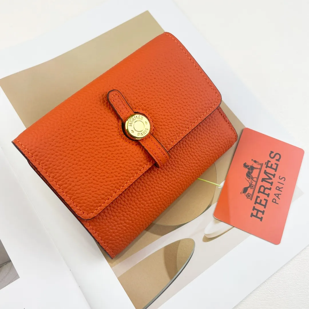 [Hermes new wallet]💰250 Model: H230 gold buckle Dimensions: length 13.5x width 10.5x thickness 2 cm Made of togo calfskin, equipped with 10 card slots, 1 banknote pocket, palladium-plated lock buckle, exquisite and perfect workmanship, original OEM code inside