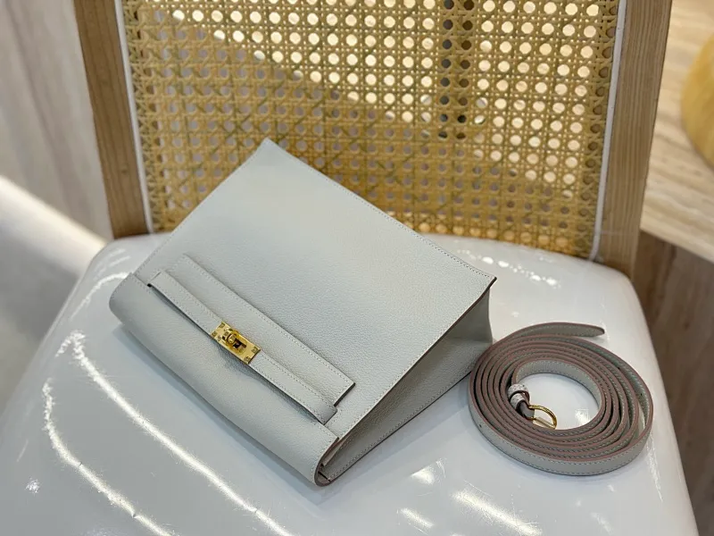 All categories Hermès women's bags (Hermès) Hermès ck37
