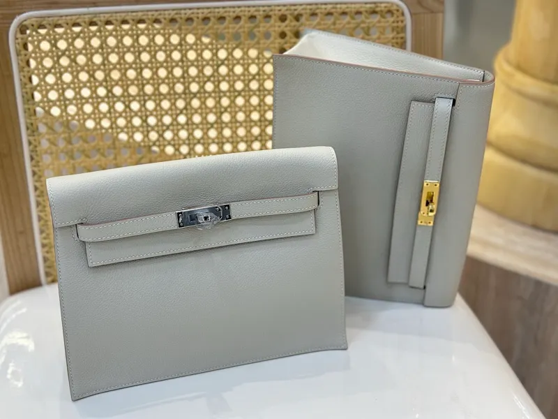 All categories Hermès women's bags (Hermès) Hermès ck37
