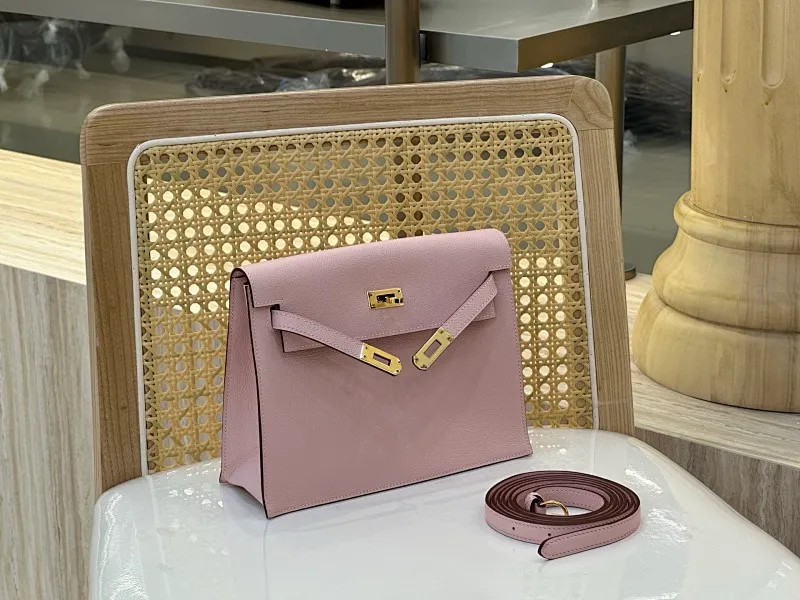 All categories Hermès women's bags (Hermès) Hermès ck37