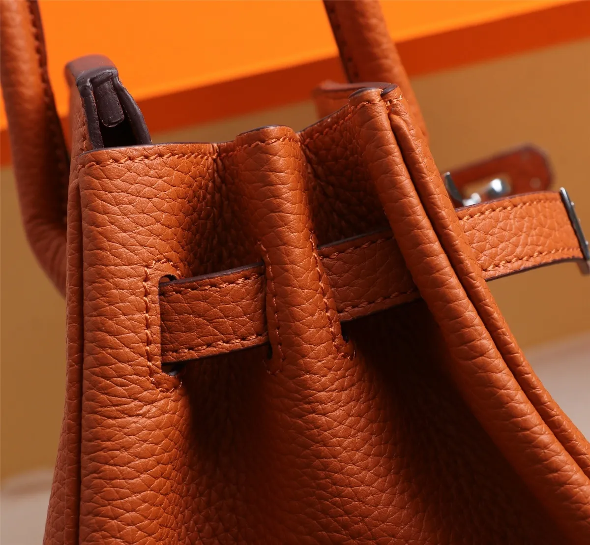 All Categories Official Website "Brand Women's Bags" Women's Bags 💙 Hermes 2022 Official New Hermès Handbags Lychee Pattern Imported First-Layer Calfskin Wholesale Small Size 58004000 Large Size 58004200 High Quality Size: Small 30CM Large 35CM