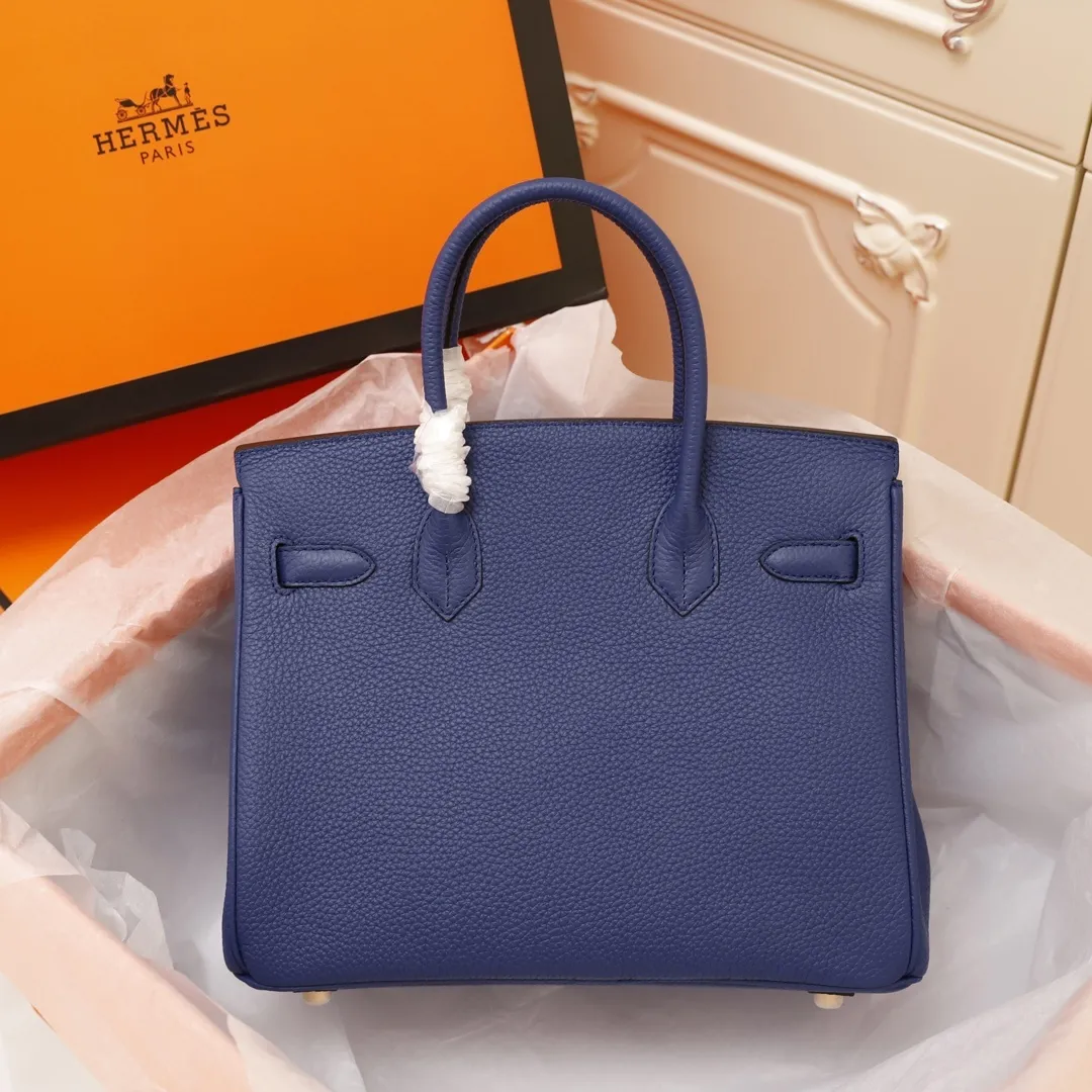 All Categories Official Website "Brand Women's Bags" Women's Bags 💙 Hermes 2022 official new Hermes women's hand-carrying and cross-body dual-use bags wholesale Imported first-layer calfskin Small size 58003800 Large size 58003900 High quality Size: Small 30CM Large 35CM
