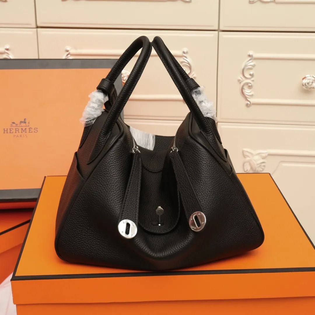 All categories Official website "Brand Women's Bags" Women's Bags 💙 Hermes 2022 official new Hermès lindy bag wholesale small size 58004000 large size 58004200 high quality size: small size 26CM large size 30CM