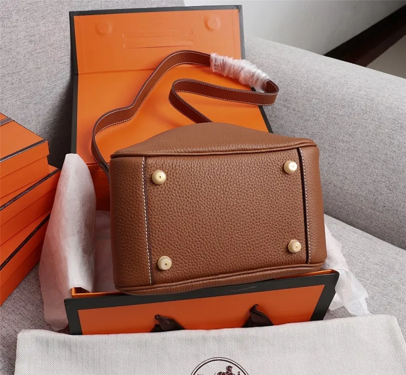 All Categories Official Website "Brand Women's Bags" Women's Bags 💙 Hermes 2022 Official New Hermès Lindy Bag Wholesale 58003500 High Quality Size: 19CM