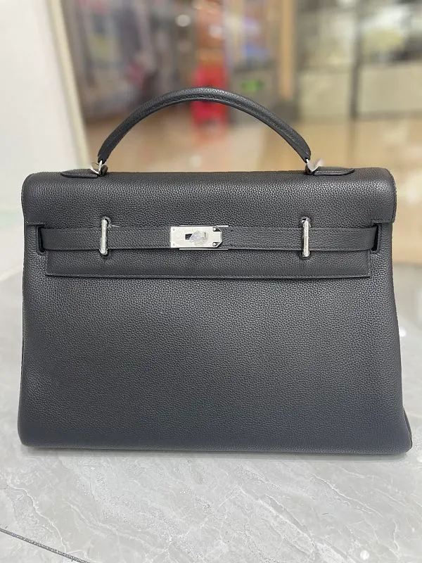 All categories Hermès women's bags (Hermès) Hermès 4241