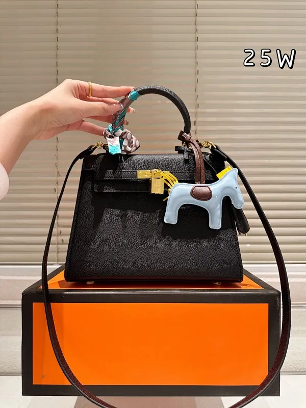 All Categories Official Website "Brand Women's Bags" Women's Bags 💙 Hermes 2025 New Hermes Crossbody Bag