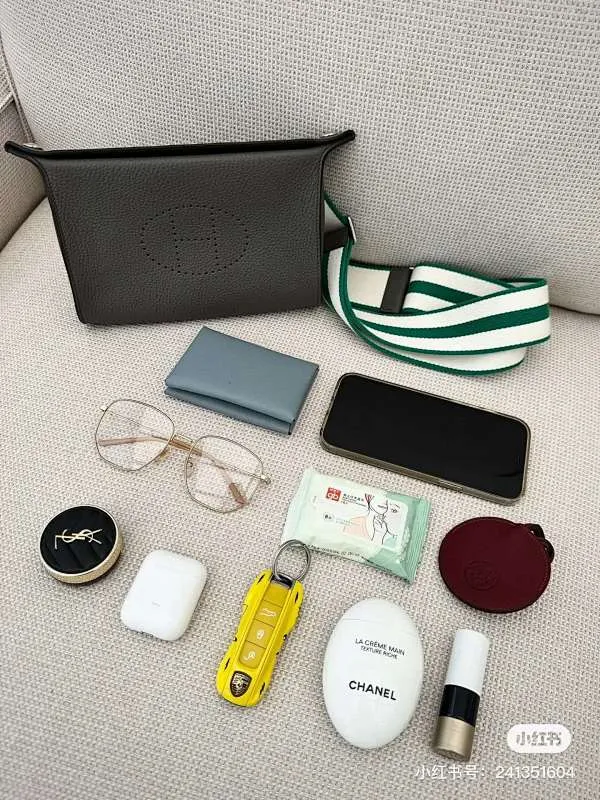 All categories Hermès women's bags (Hermès) Hermès 27144