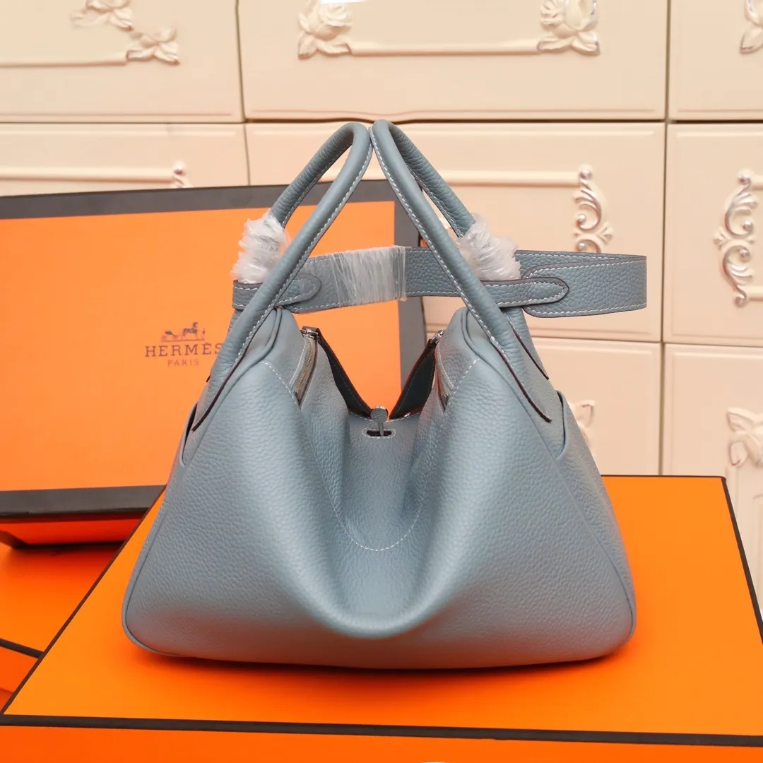 All categories Official website "Brand Women's Bags" Women's Bags 💙 Hermes 2022 official new Hermès lindy bag wholesale small size 58004000 large size 58004200 high quality size: small size 26CM large size 30CM