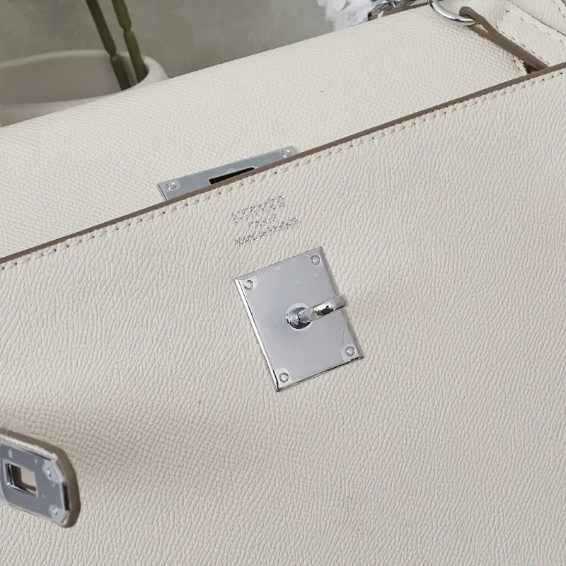 All categories Hermès women's bags (Hermès) Hermès 2528