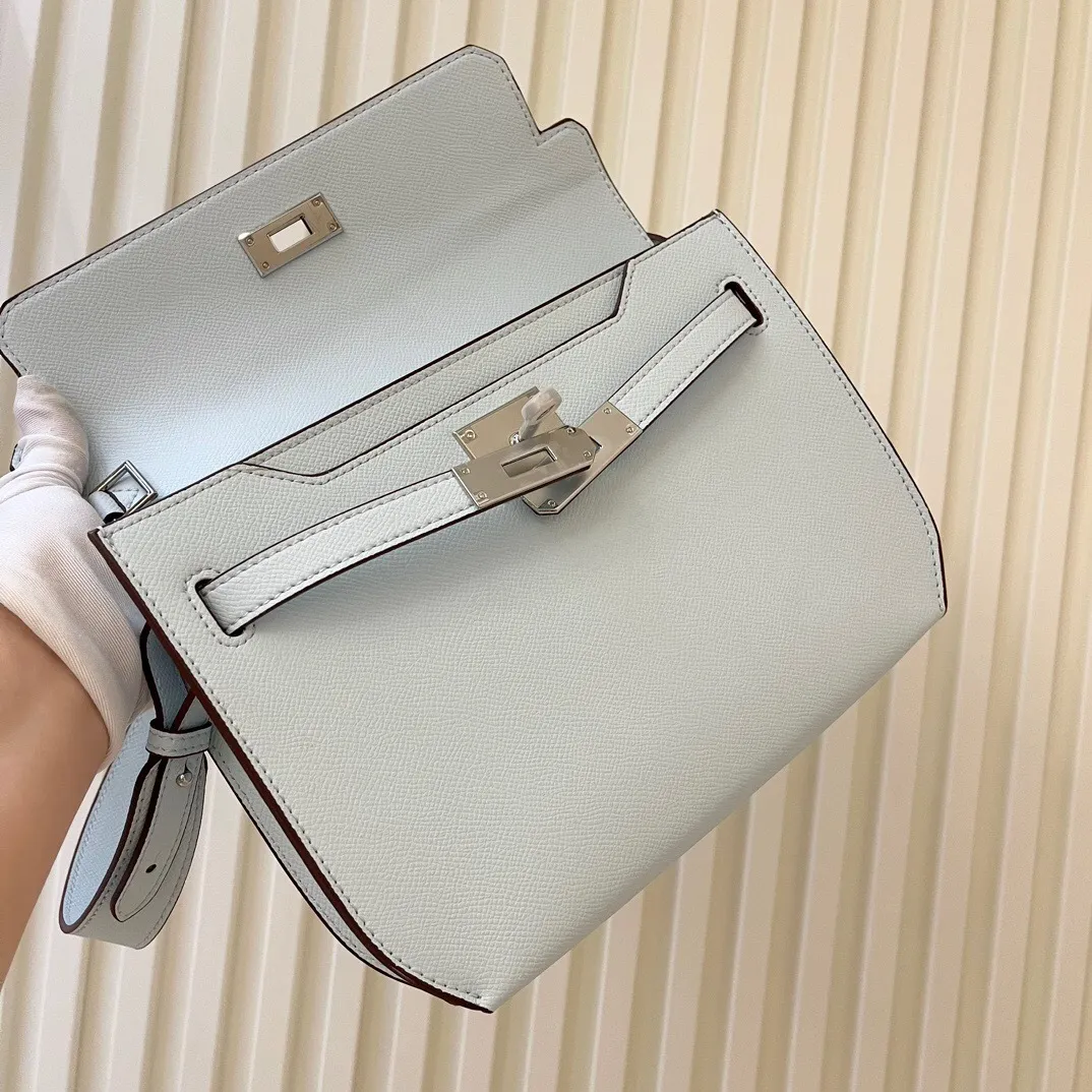 All Categories Official Website "Brand Women's Bags" Women's Bags 💙 Hermes 2024 Official Website New Hermes Crossbody Bag