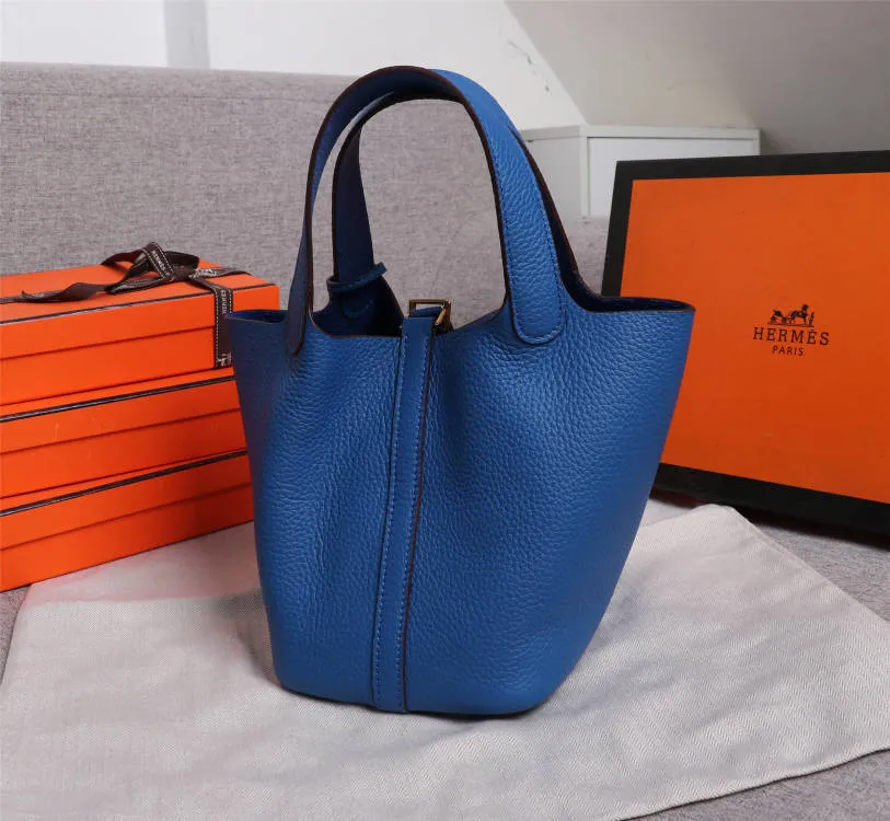 All categories Official website "Brand Women's Bags" Women's Bags 💙 Hermes 2022 official new Hermès vegetable basket picotin wholesale small size 58002400 large size 58002600 high quality size: small size 18CM large size 22CM