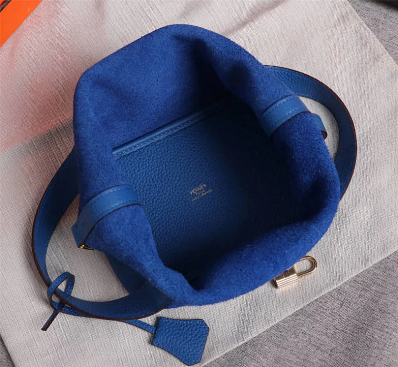 All categories Official website "Brand Women's Bags" Women's Bags 💙 Hermes 2022 official new Hermès vegetable basket picotin wholesale small size 58002400 large size 58002600 high quality size: small size 18CM large size 22CM