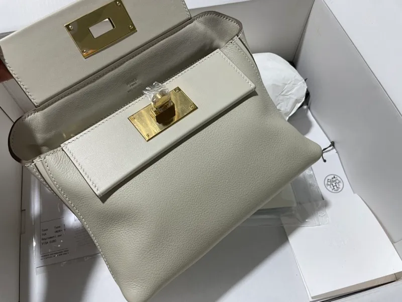 All categories Hermès women's bags (Hermès) Hermès 2424